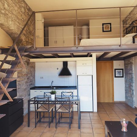 Urbi Apartments Манреса Екстериор снимка